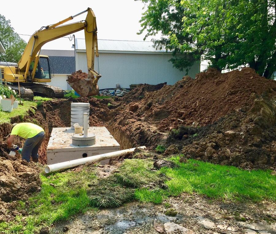 Septic Tank Repair in Town 'n' Country, FL